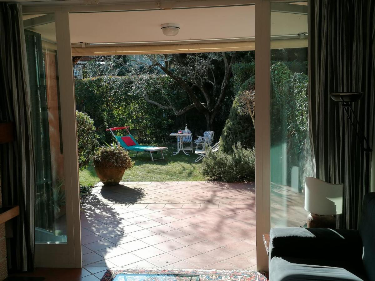 Appartamento In Villa Sul Garda Castion Veronese エクステリア 写真